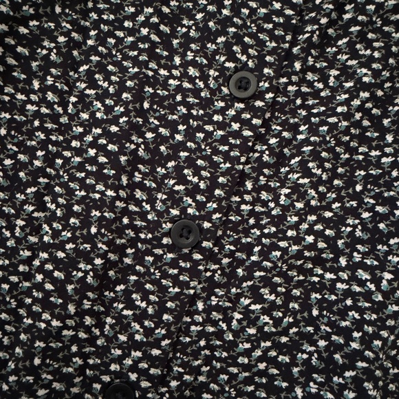 Brandy Melville Button up Skirt - Picture 3 of 4